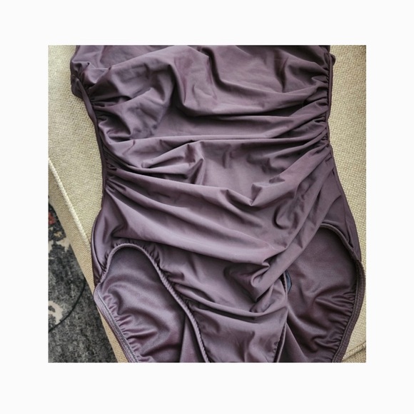 Miraclesuit Brown Women's Swimsuit 14 - Picture 4 of 5